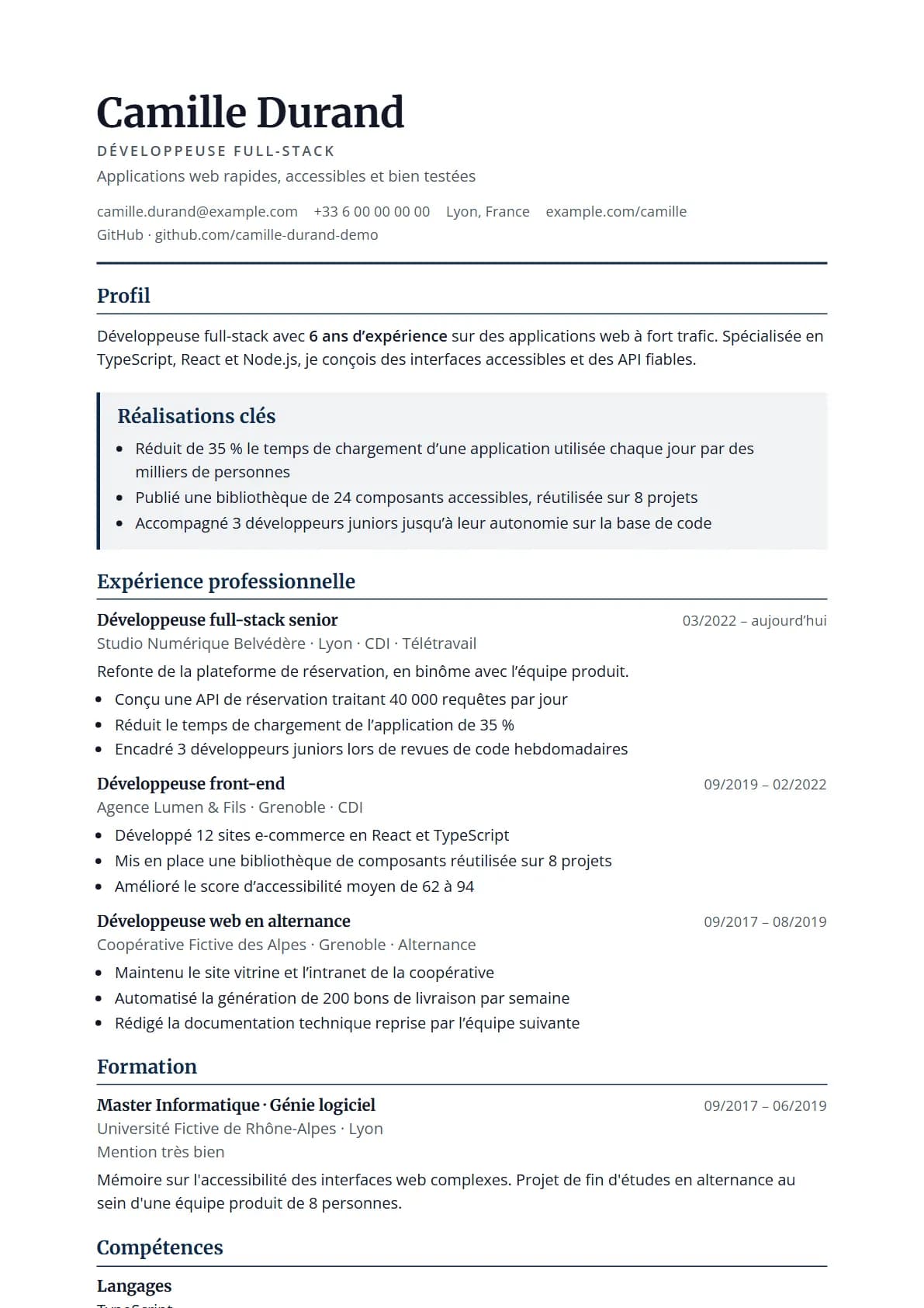 Aperçu du modèle de CV Direction, rendu avec un CV de démonstration